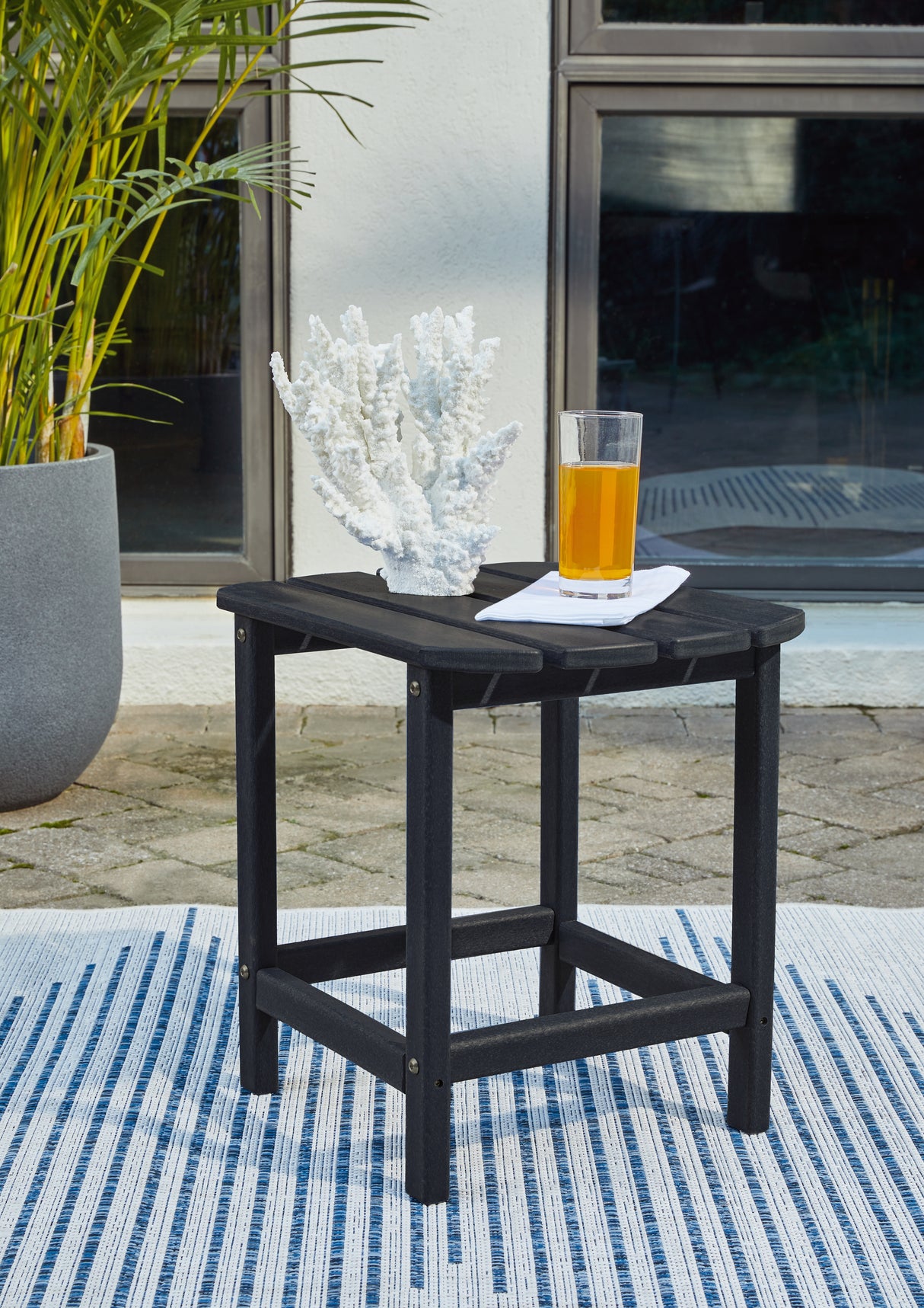 Sundown Black Treasure End Table