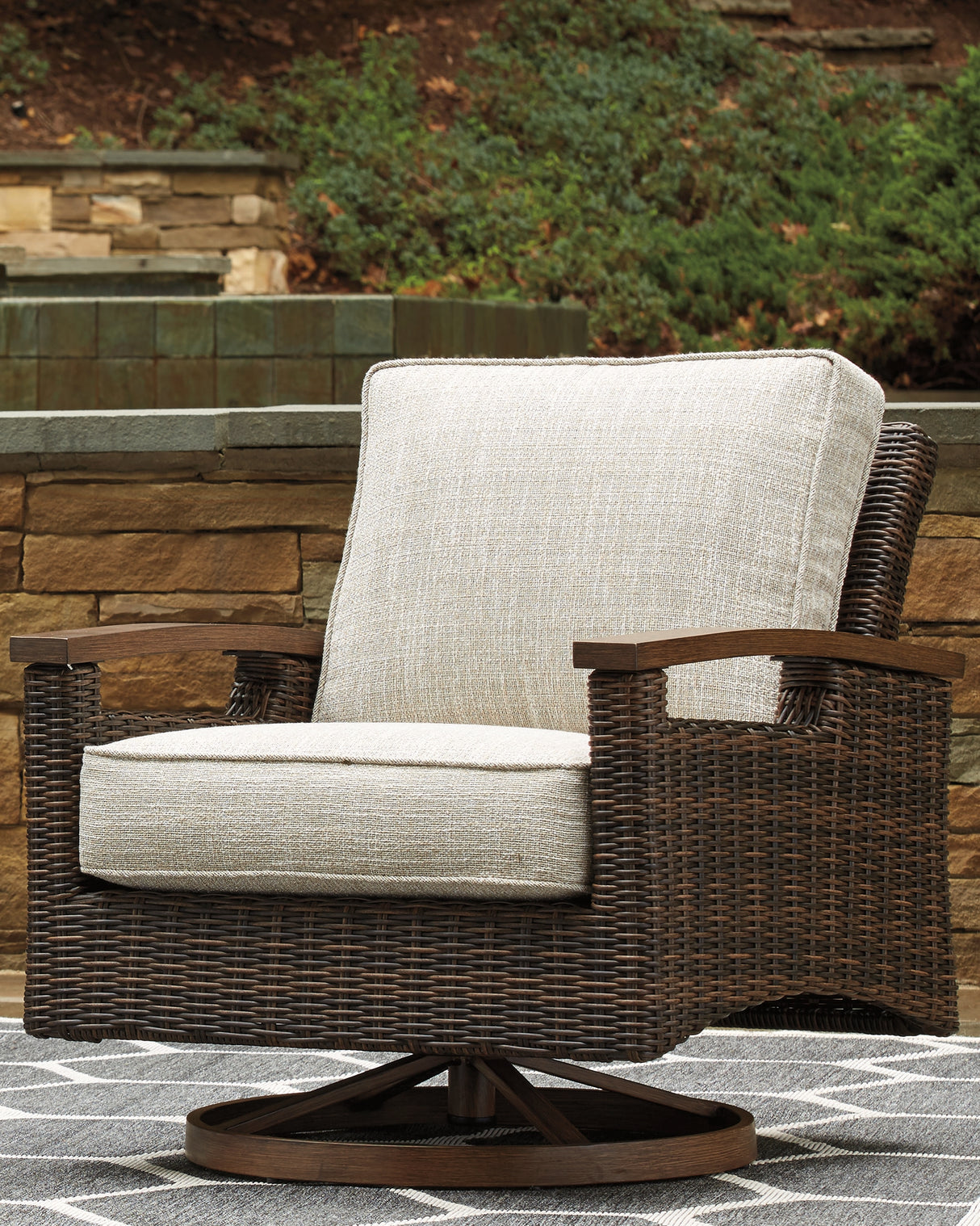 Paradise Medium Brown Trail Swivel Lounge Chair (Set Of 2)