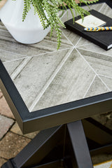 Beachcroft Black/Light Gray Outdoor End Table