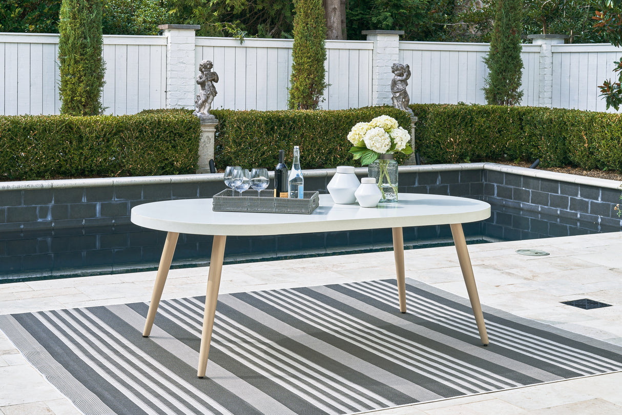 Seton White Creek Outdoor Dining Table