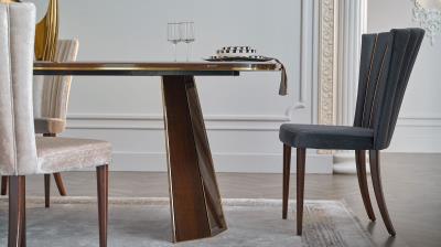 Plaza Dining Table (Plaza Walnut)