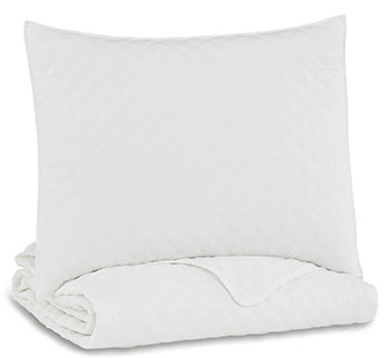 Ryter White Twin Coverlet Set