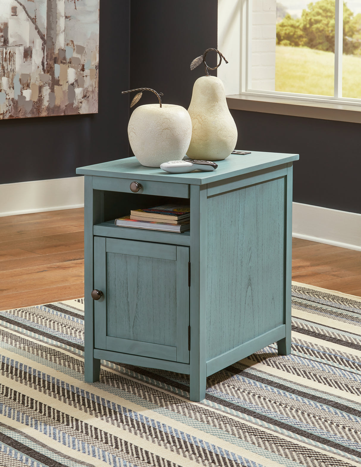 Treytown Teal Chairside End Table