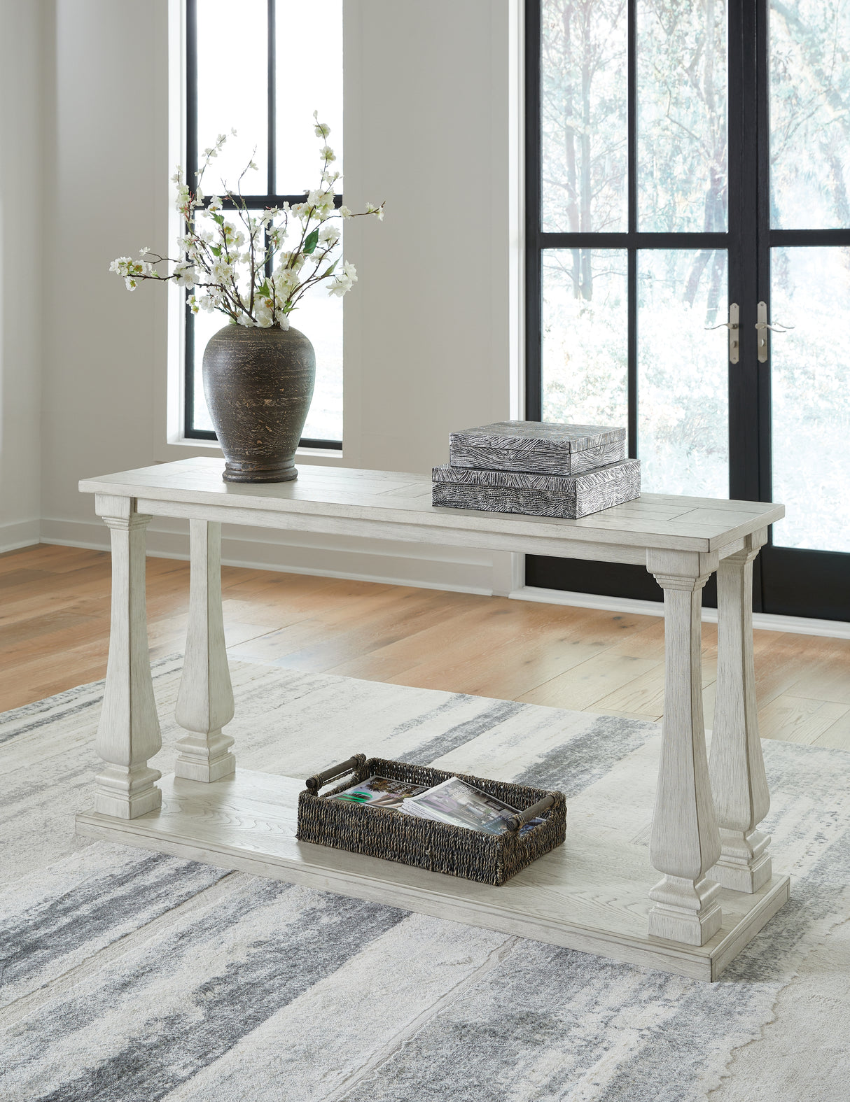 Arlendyne Antique White Sofa Table