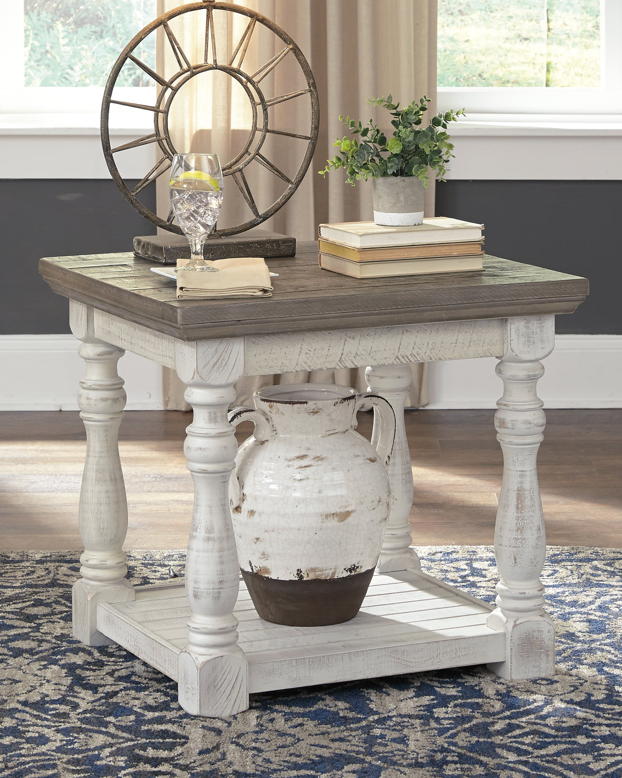 Havalance Gray/White End Table