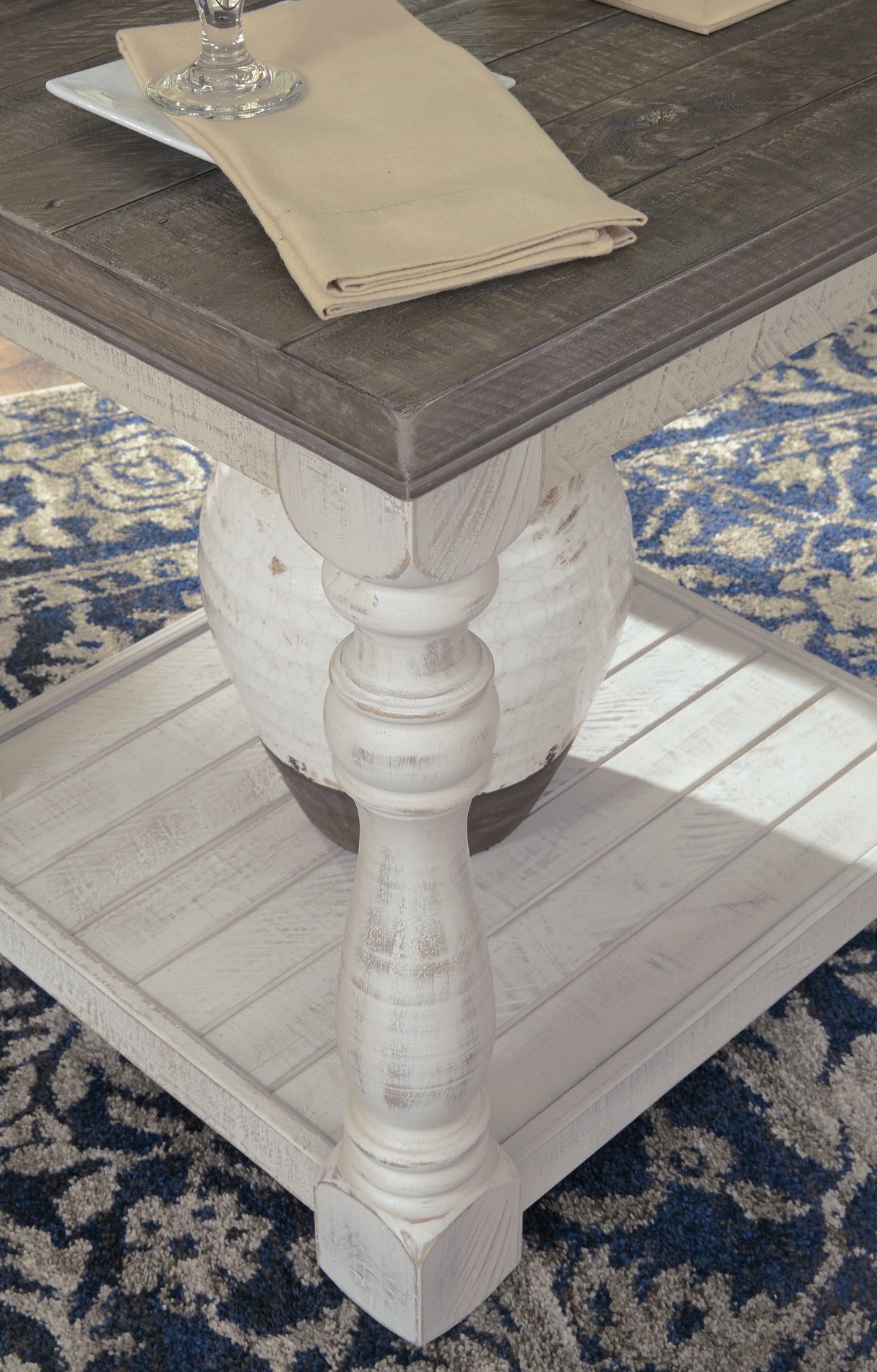 Havalance Gray/White End Table