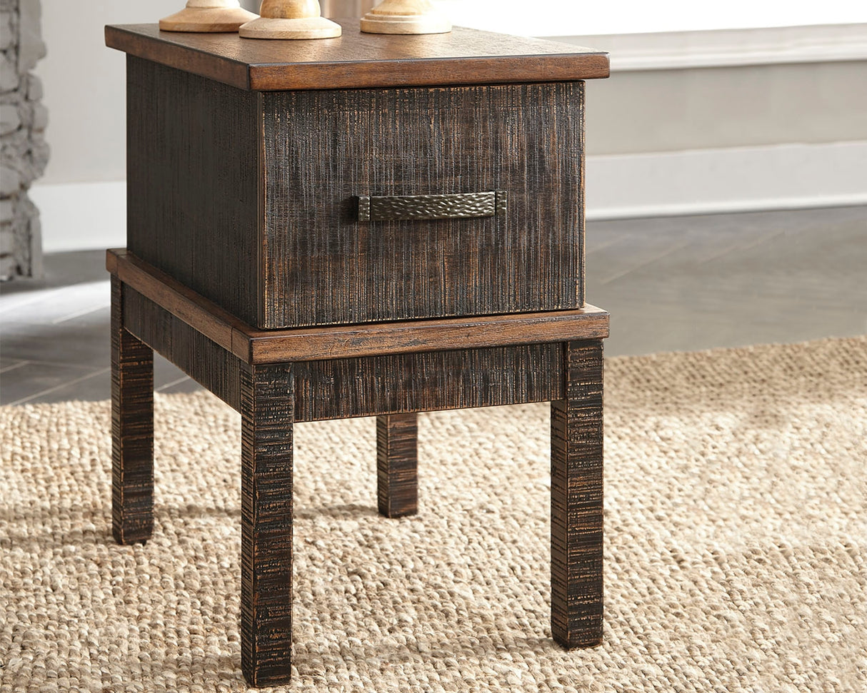 Stanah Two-Tone Chairside End Table With Usb Ports & Outlets