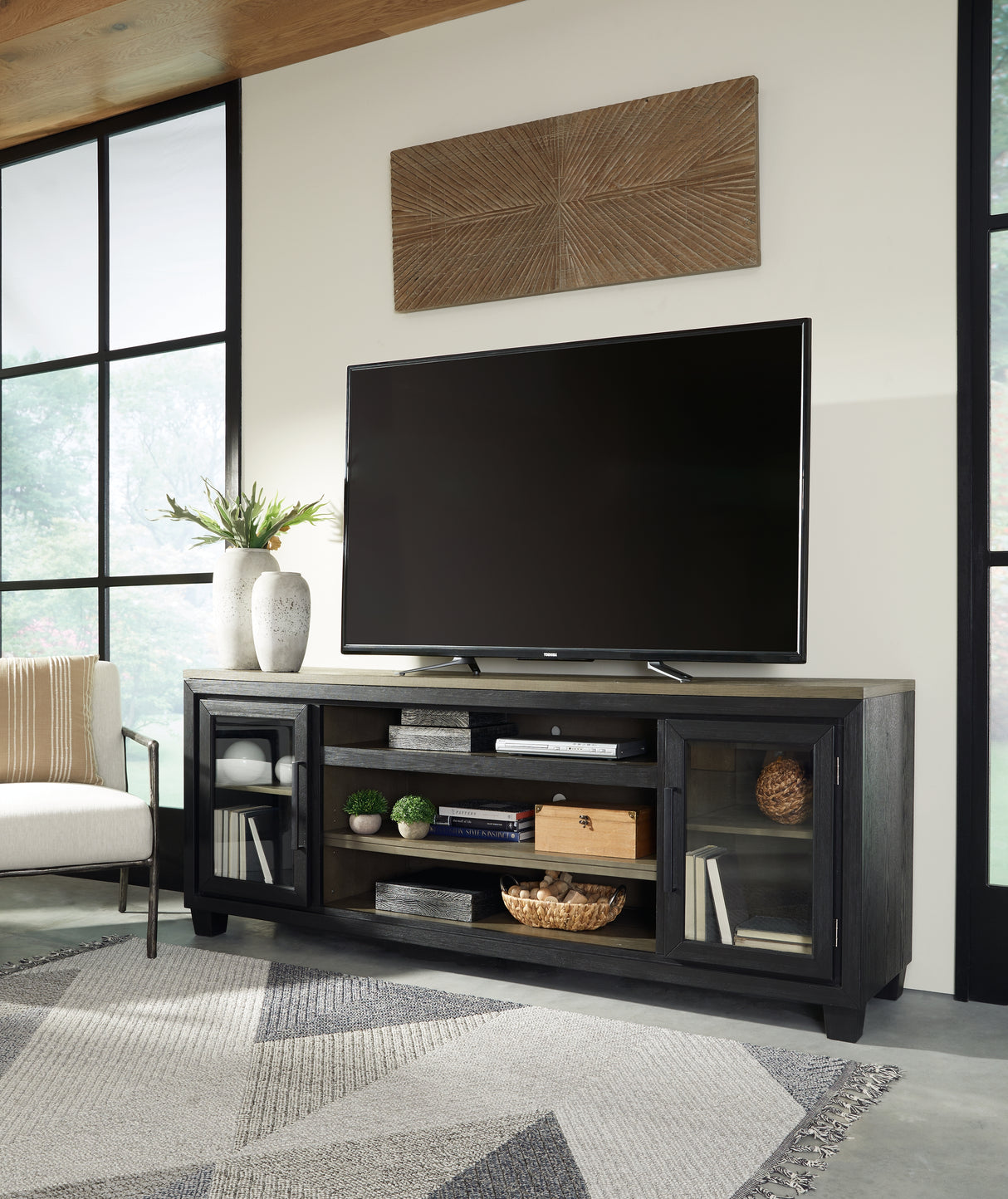 Foyland Black/Brown 83" Tv Stand