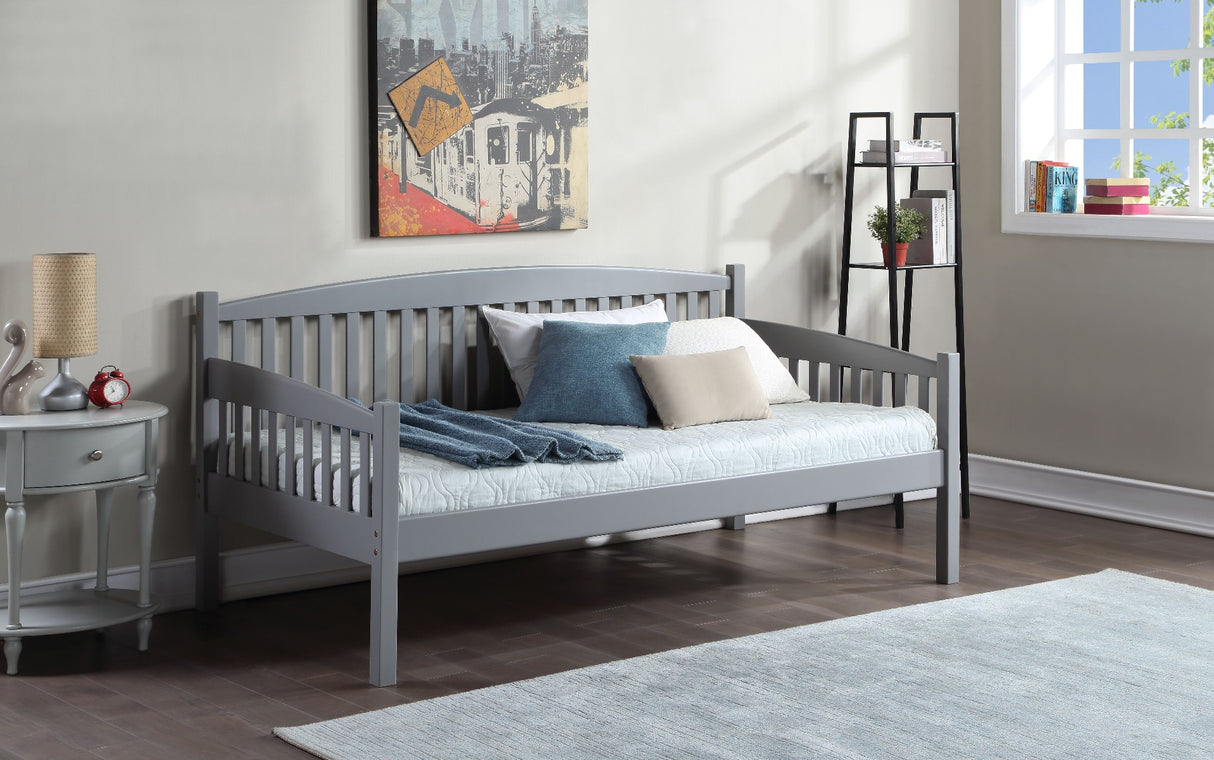 Caryn Gray Finish Daybed