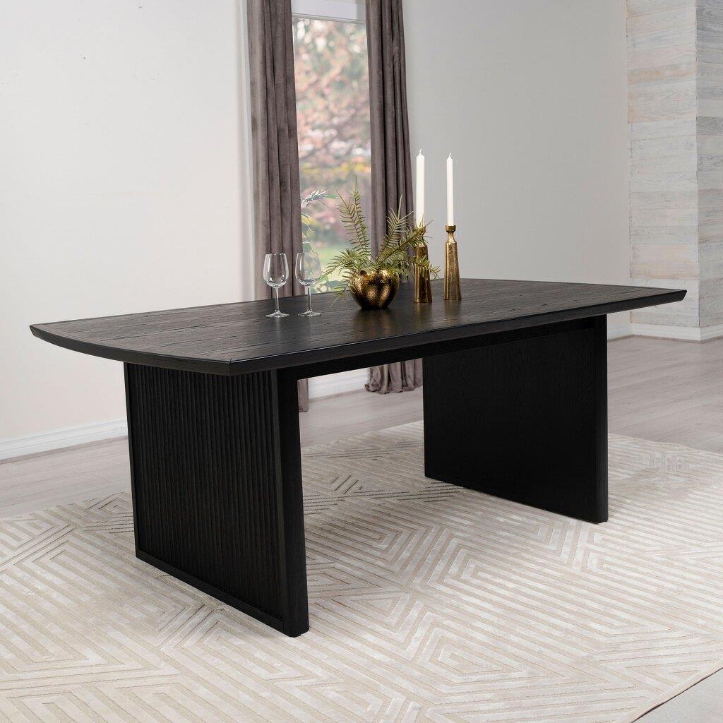 Brookmead Dining Room Set In Black