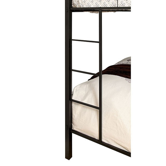 Claren Twin Xl/Queen Bunk Bed