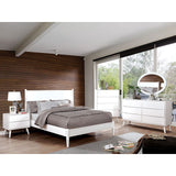 Lennart Queen Bed