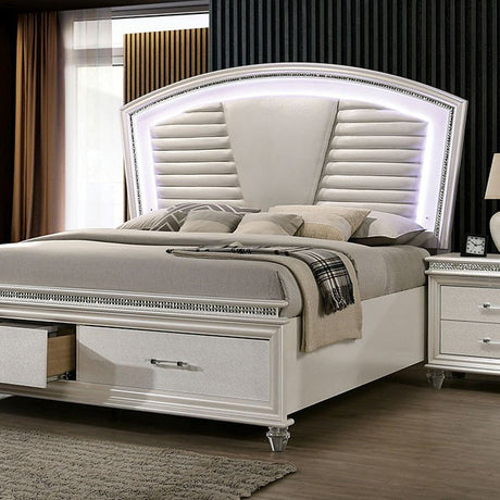 Maddie Cal.King Bed