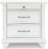 Kanwyn Bedroom Set In White Wash