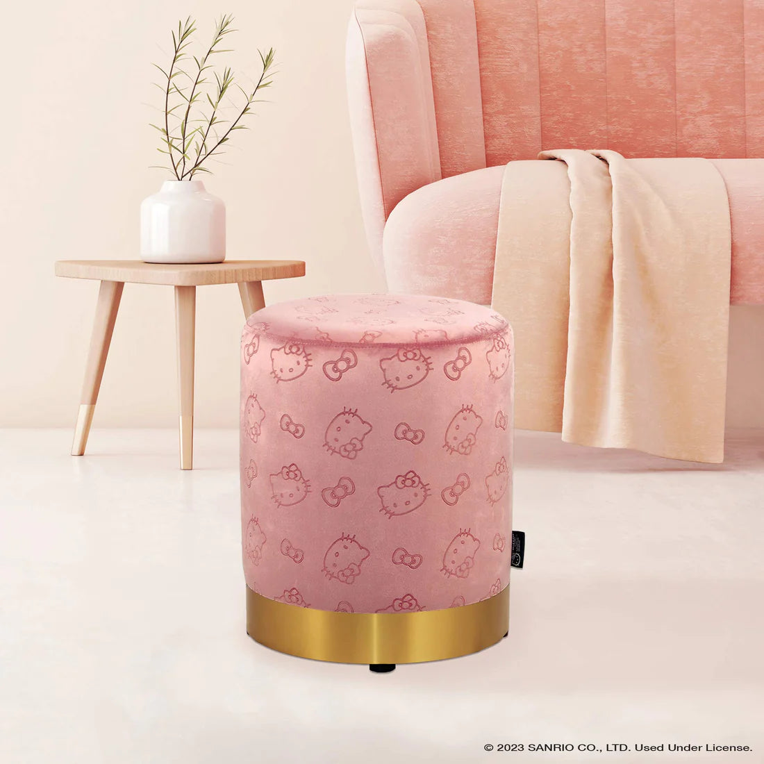 Hello Kitty Ottoman (Round Vanity)