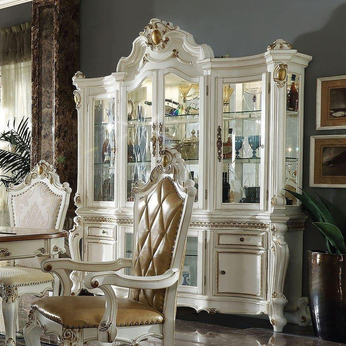 Picardy Counter Height Dining Room Set (Antique Pearl)