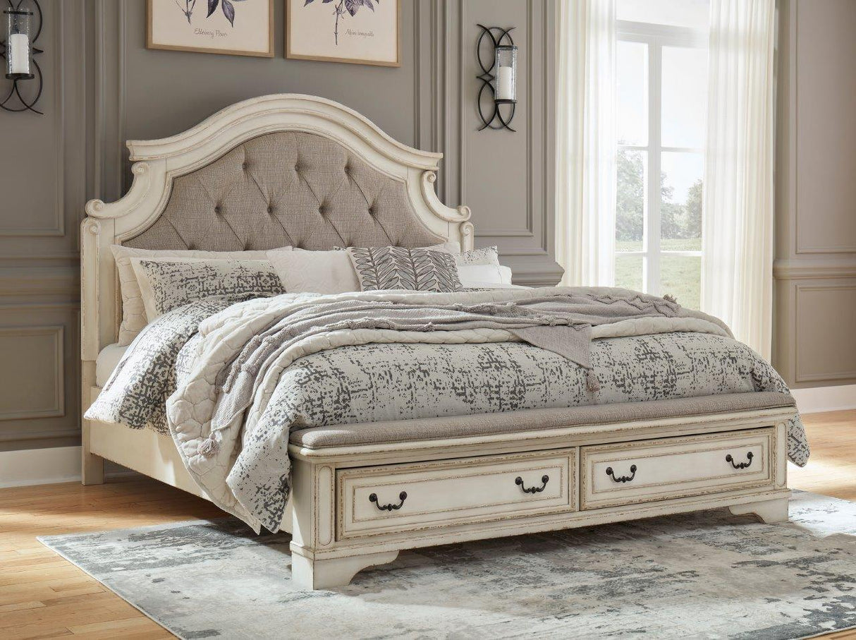 Realyn White Upholstered Panel Bedroom Set With Bench Footboard