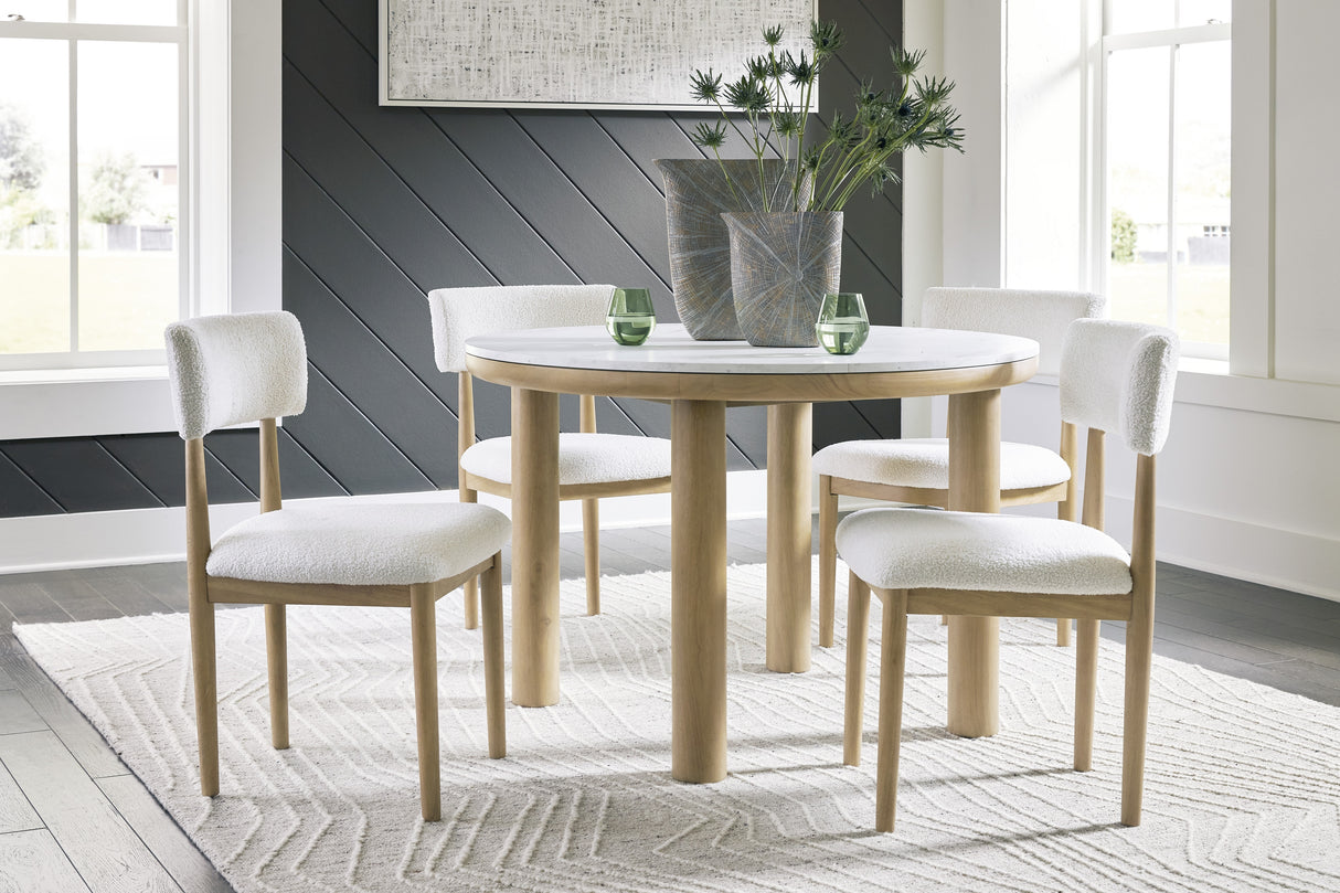 Sawdyn Dining Room Set In Light Brown