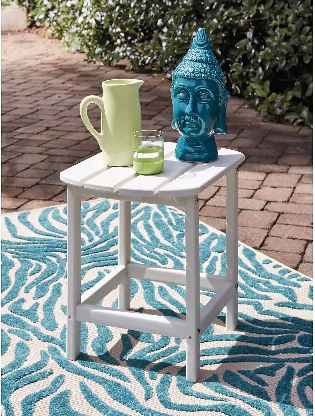 Sundown Treasure Outdoor Conversation Set In White